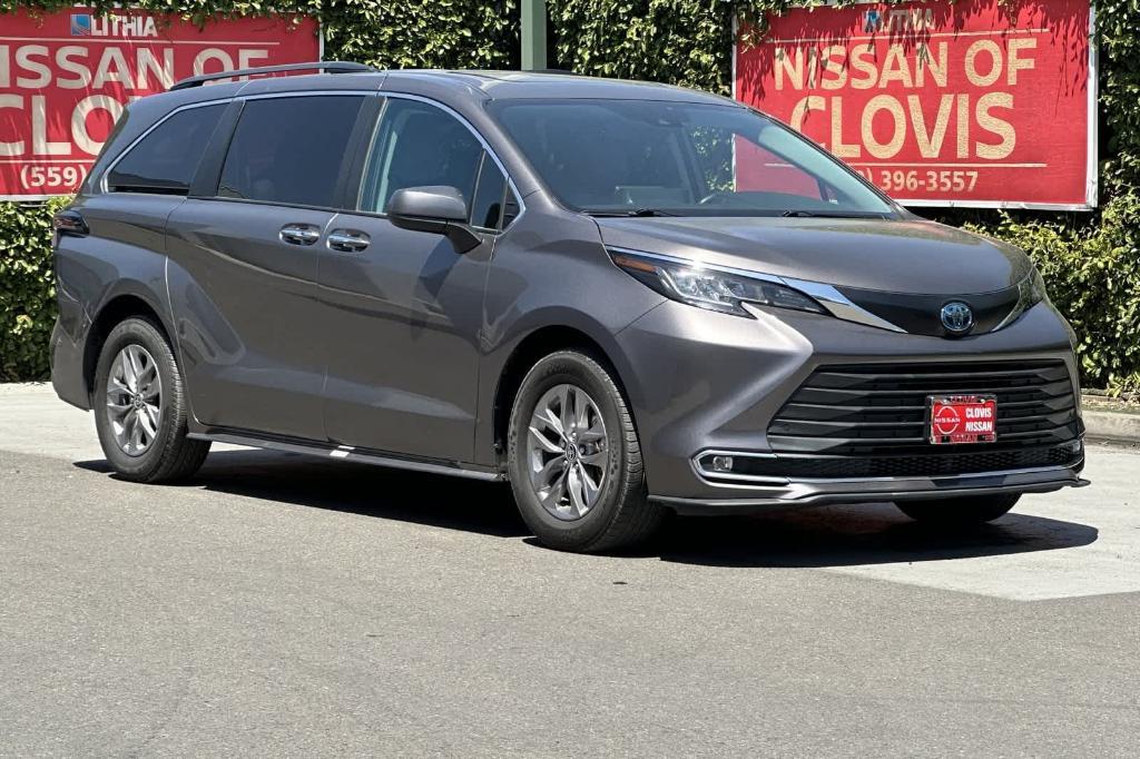 used 2023 Toyota Sienna car, priced at $39,295