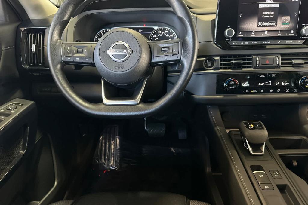 new 2025 Nissan Pathfinder car, priced at $36,561