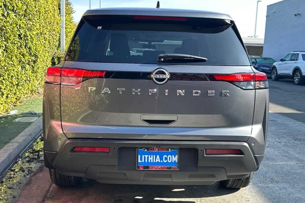 new 2025 Nissan Pathfinder car, priced at $36,561