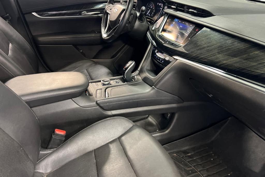 used 2020 Cadillac XT6 car, priced at $28,995