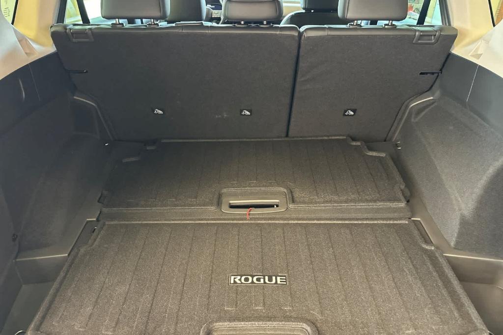 new 2025 Nissan Rogue car, priced at $36,094