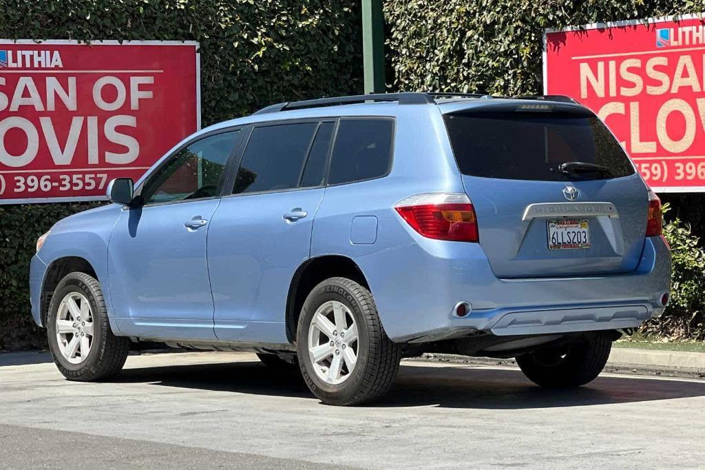 used 2010 Toyota Highlander car, priced at $13,694