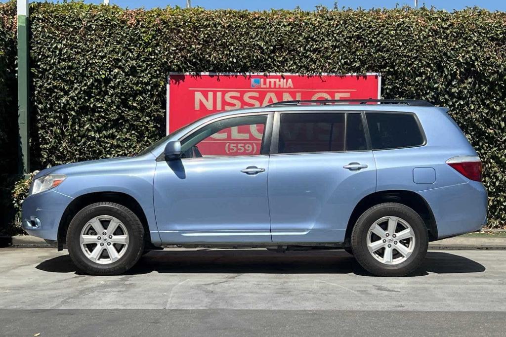 used 2010 Toyota Highlander car, priced at $13,694