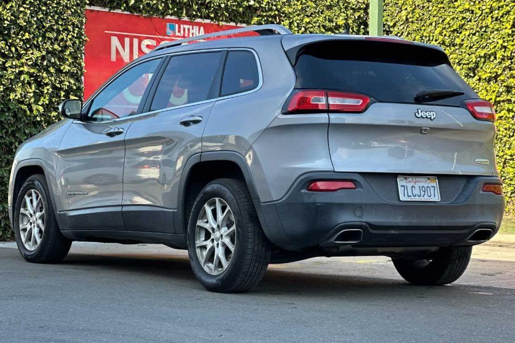 used 2015 Jeep Cherokee car, priced at $9,921