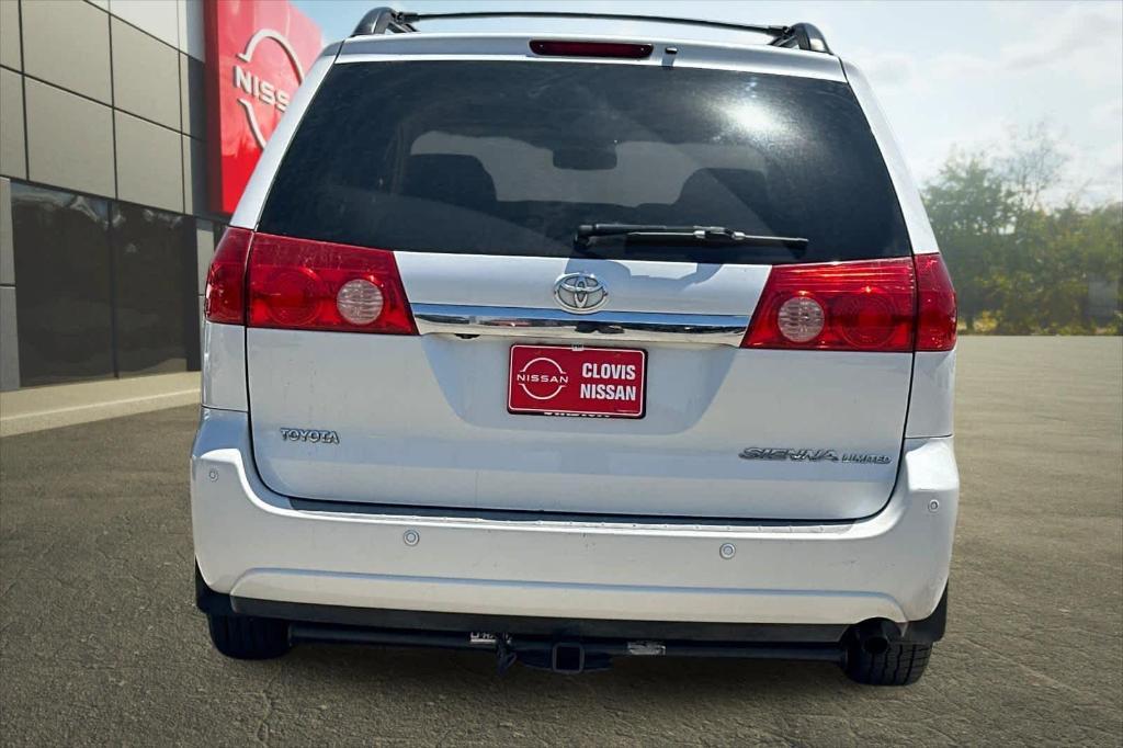 used 2007 Toyota Sienna car, priced at $8,500
