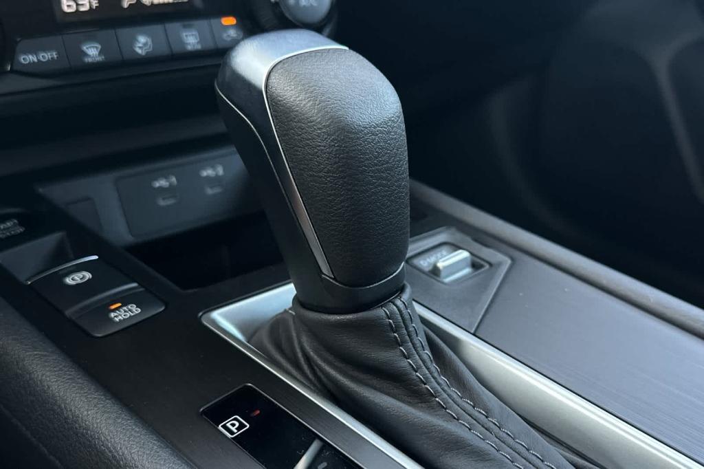 new 2026 Nissan Kicks car, priced at $25,695
