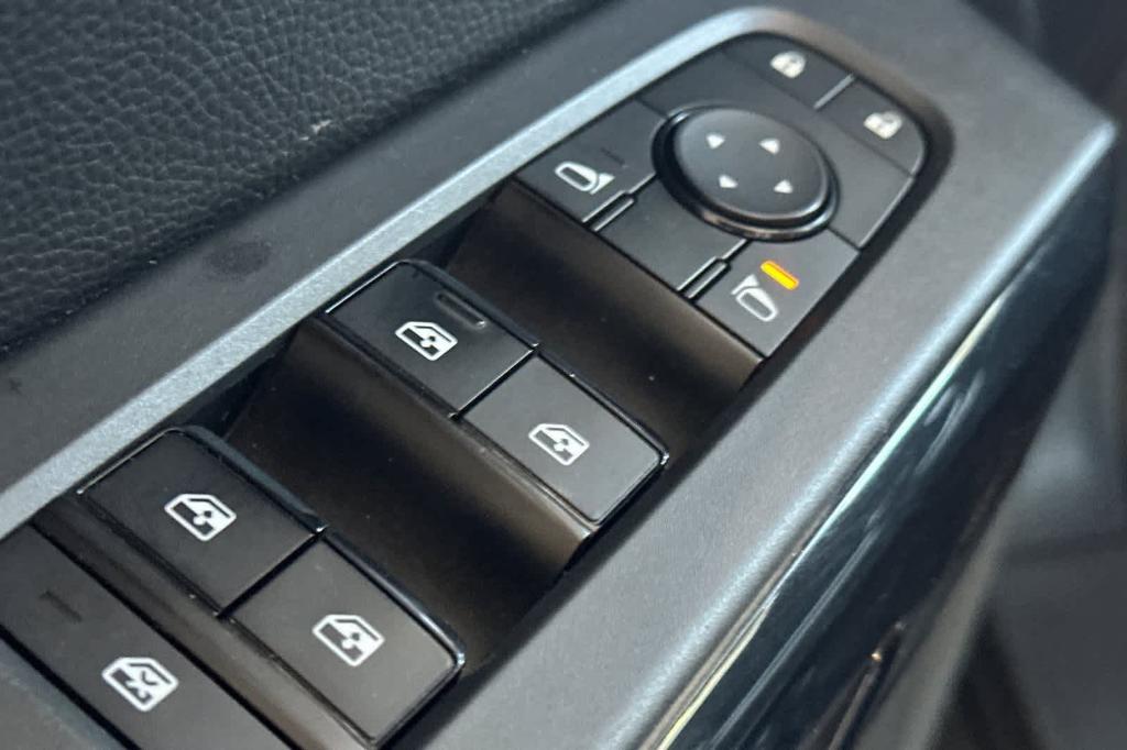 used 2023 Nissan Pathfinder car, priced at $29,561