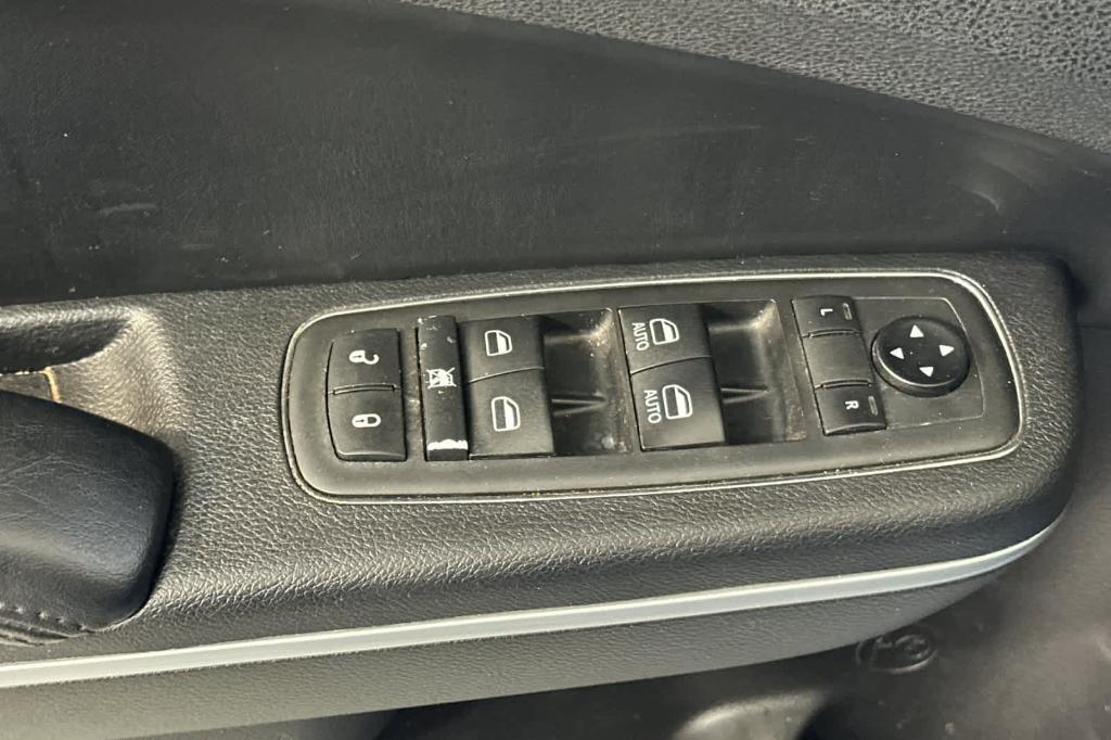 used 2021 Chrysler 300 car, priced at $17,106