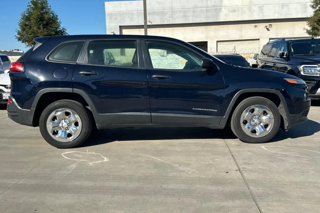 used 2014 Jeep Cherokee car, priced at $8,942
