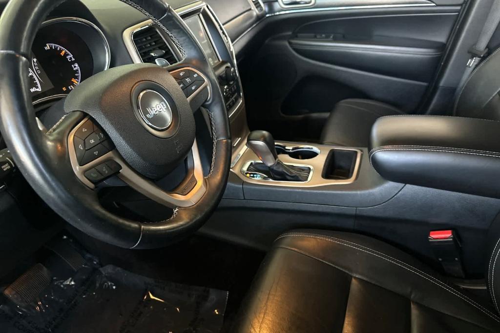 used 2017 Jeep Grand Cherokee car, priced at $12,271