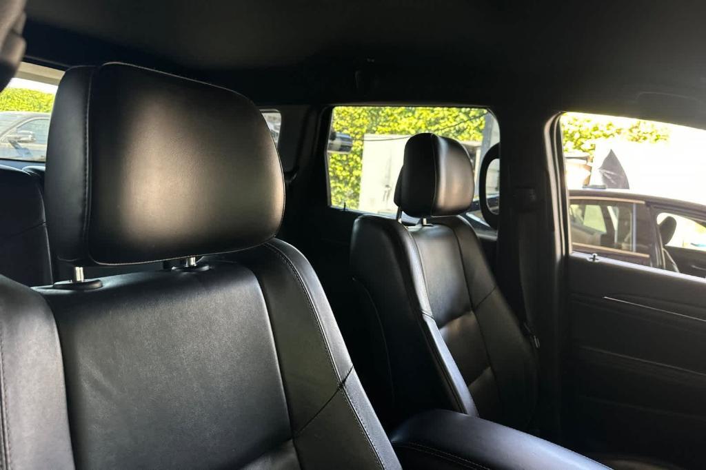 used 2017 Jeep Grand Cherokee car, priced at $12,271