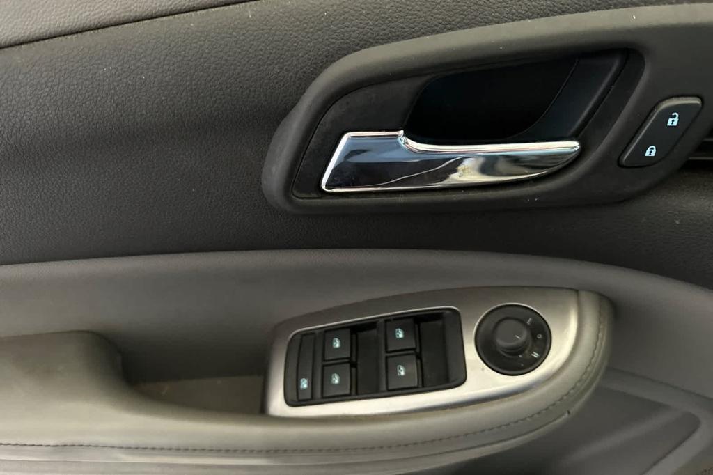 used 2015 Chevrolet Malibu car, priced at $7,995