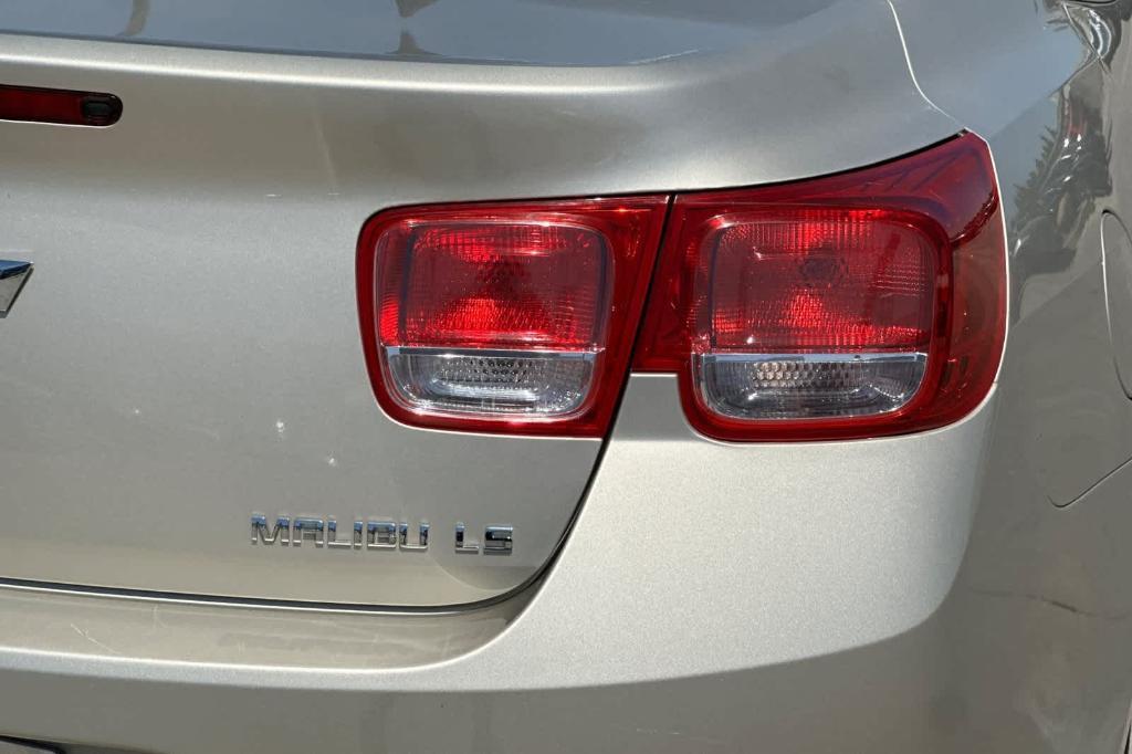 used 2015 Chevrolet Malibu car, priced at $7,995