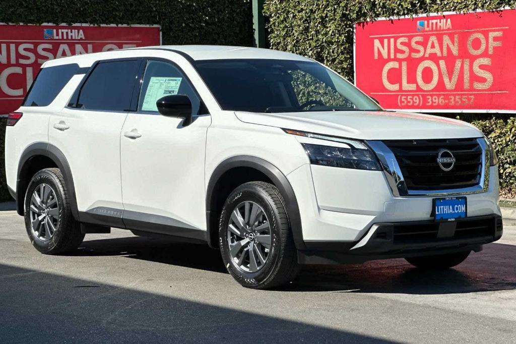 new 2024 Nissan Pathfinder car, priced at $33,427