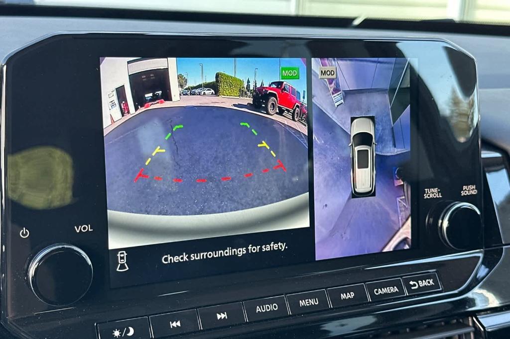 new 2025 Nissan Pathfinder car, priced at $36,670