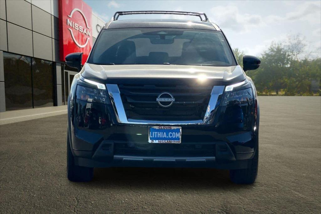 new 2025 Nissan Pathfinder car, priced at $36,670