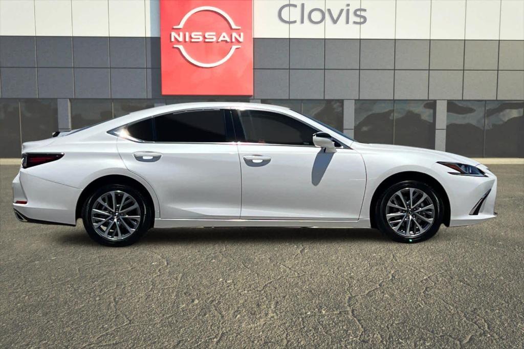 used 2025 Lexus ES 350 car, priced at $42,867