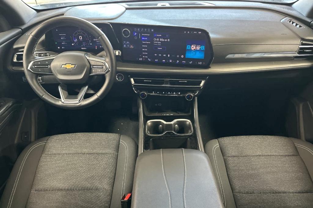 used 2025 Chevrolet Traverse car, priced at $38,749