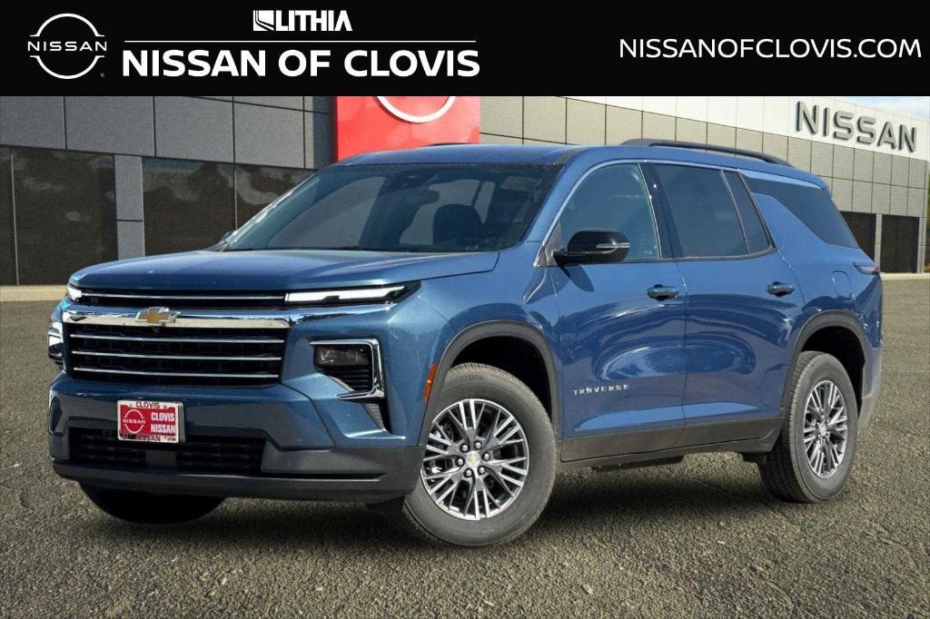used 2025 Chevrolet Traverse car, priced at $38,749