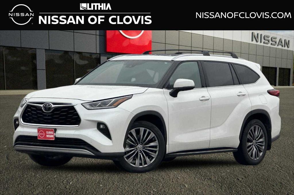used 2020 Toyota Highlander car, priced at $36,310
