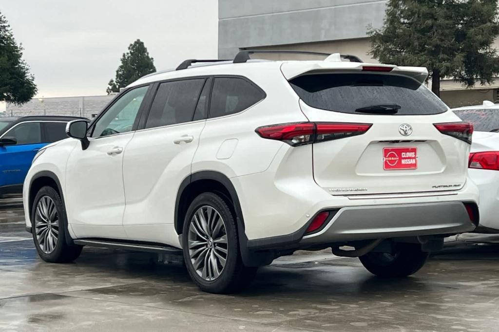 used 2020 Toyota Highlander car, priced at $36,310