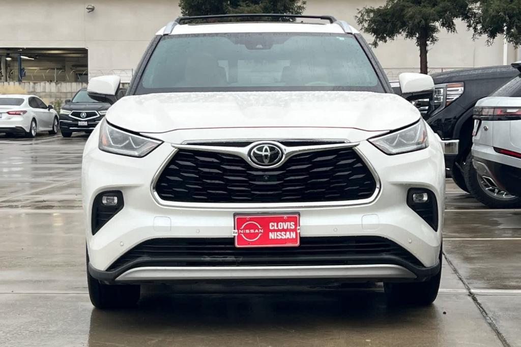used 2020 Toyota Highlander car, priced at $36,310