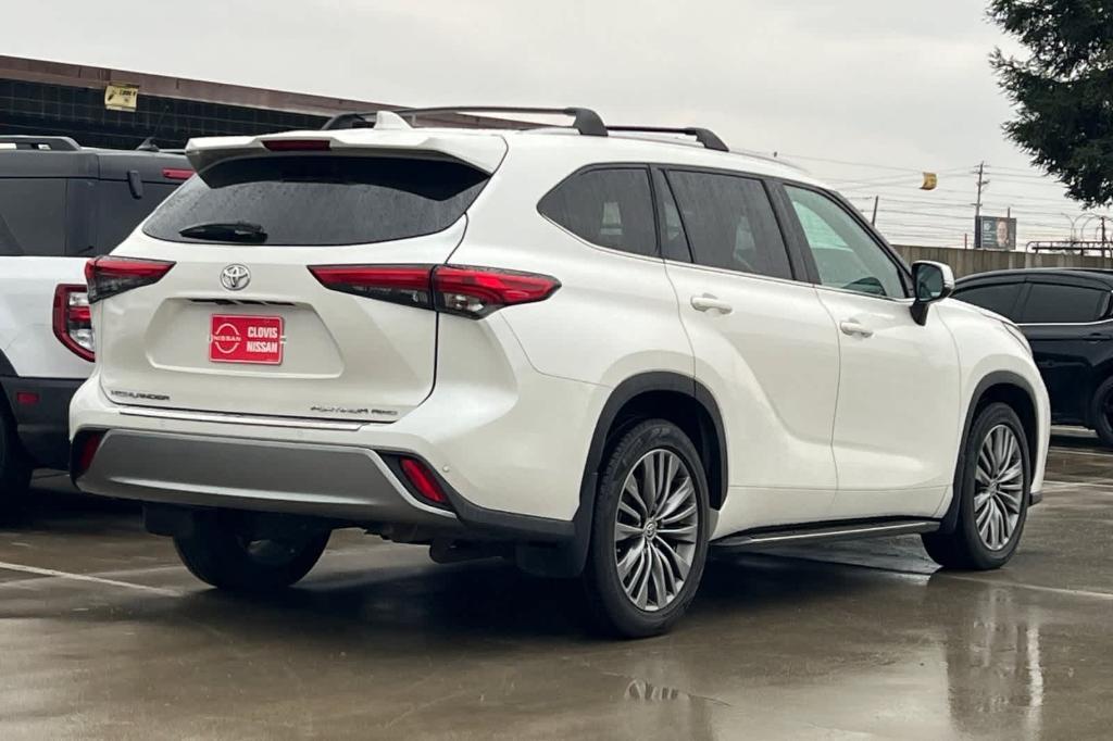 used 2020 Toyota Highlander car, priced at $36,310