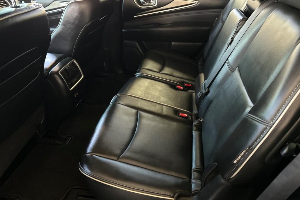 used 2019 INFINITI QX60 car, priced at $13,075
