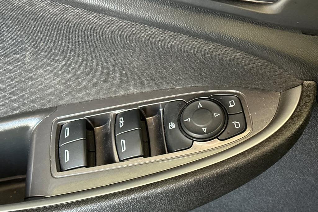 used 2023 Chevrolet Malibu car, priced at $14,999