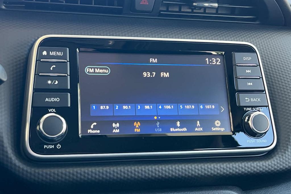 new 2025 Nissan Kicks Play car, priced at $21,019