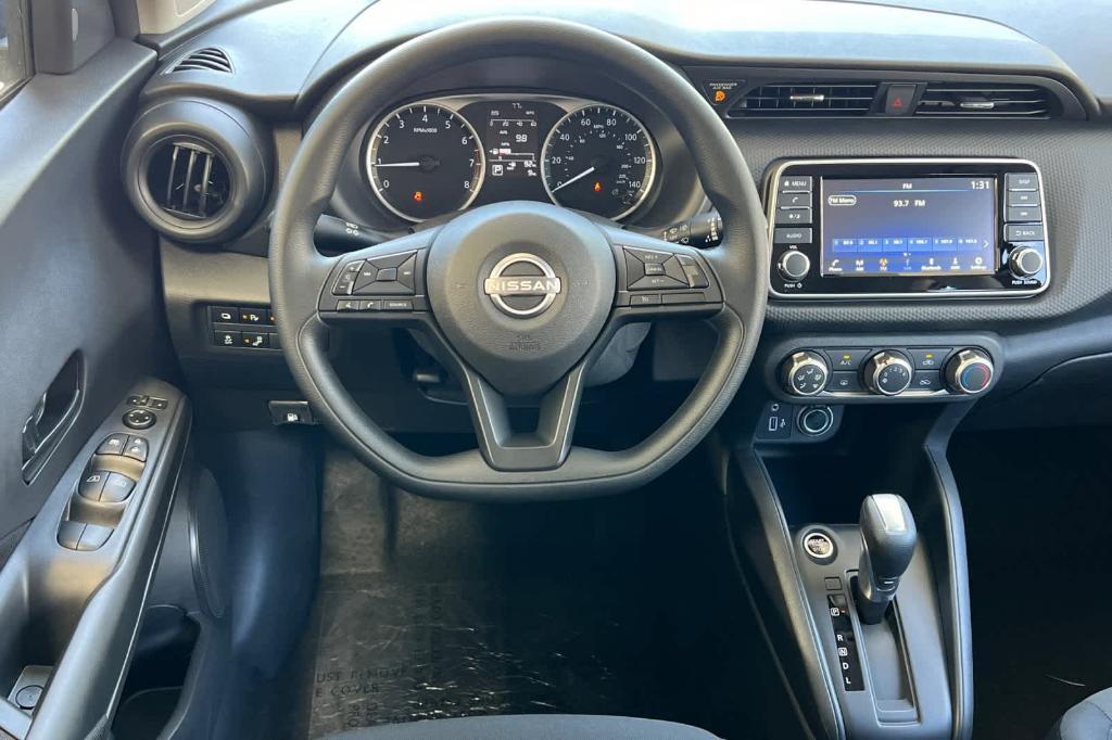 new 2025 Nissan Kicks Play car, priced at $21,019