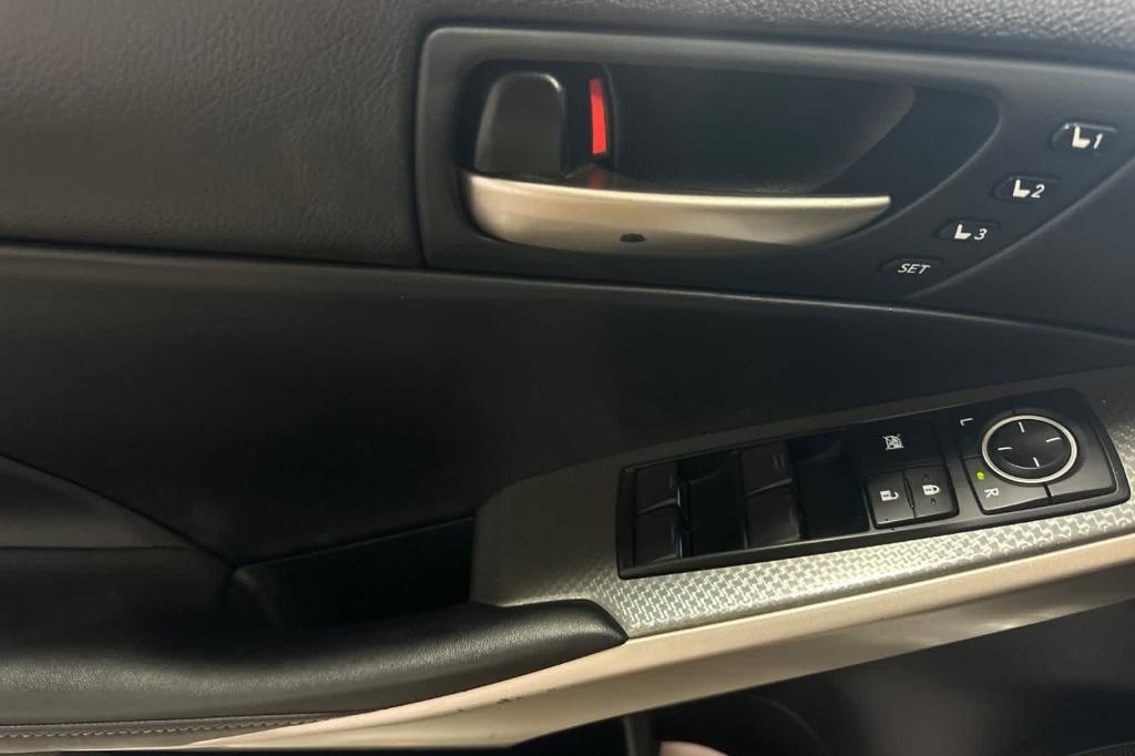 used 2018 Lexus IS 300 car, priced at $19,813
