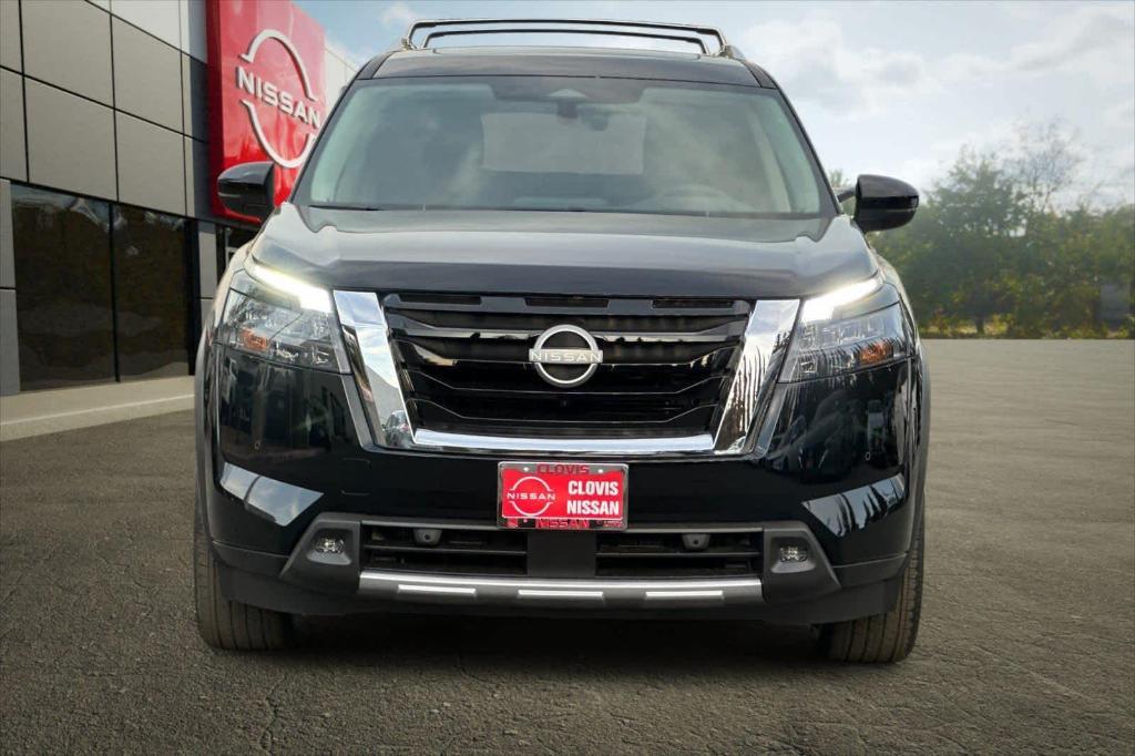 new 2025 Nissan Pathfinder car, priced at $44,301