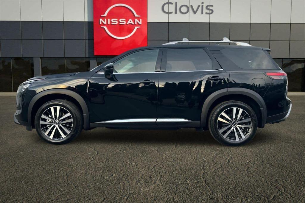 new 2025 Nissan Pathfinder car, priced at $44,301