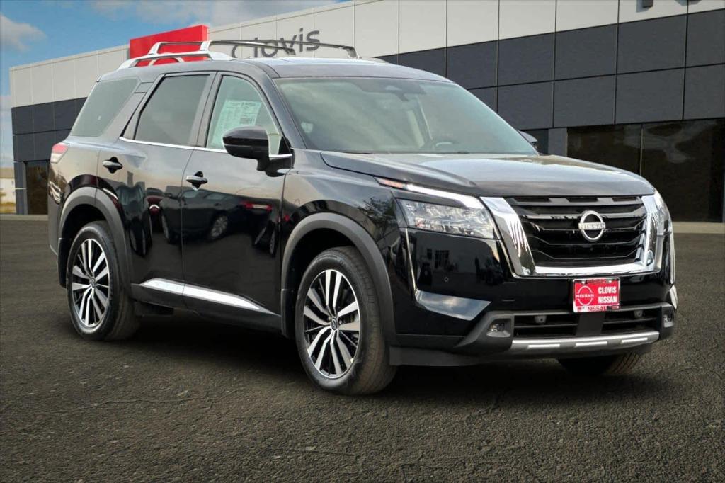 new 2025 Nissan Pathfinder car, priced at $44,301