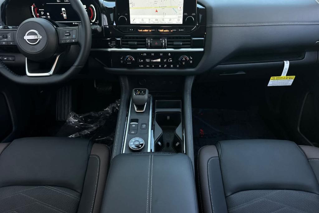 new 2025 Nissan Pathfinder car, priced at $44,301