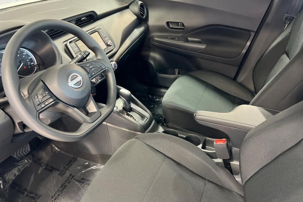 new 2025 Nissan Kicks Play car, priced at $22,071
