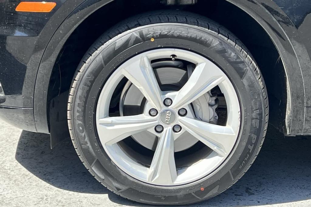 used 2020 Audi Q5 car, priced at $19,921