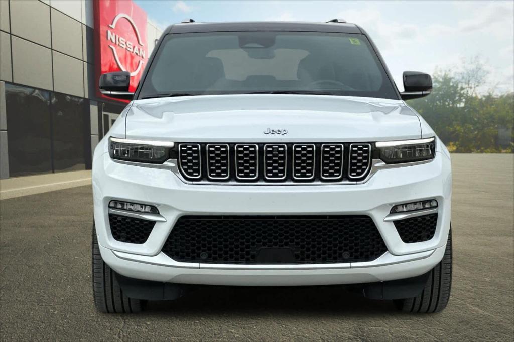 used 2024 Jeep Grand Cherokee car, priced at $50,876