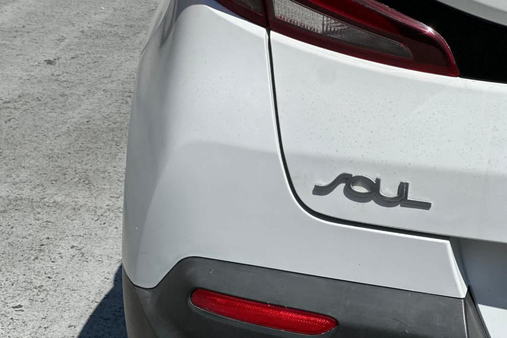 used 2022 Kia Soul car, priced at $13,582