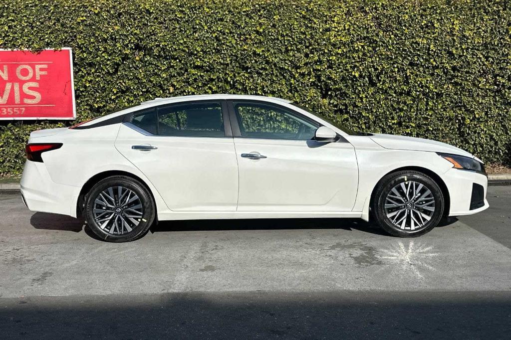 new 2025 Nissan Altima car, priced at $29,497