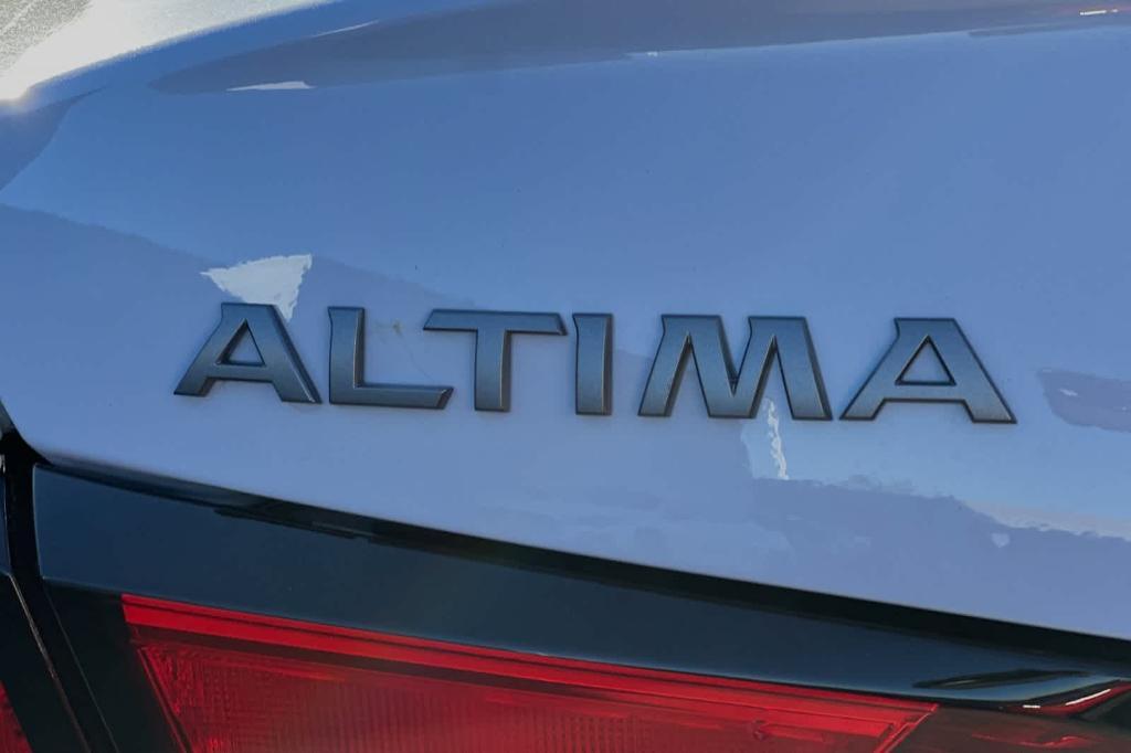 new 2025 Nissan Altima car, priced at $32,021