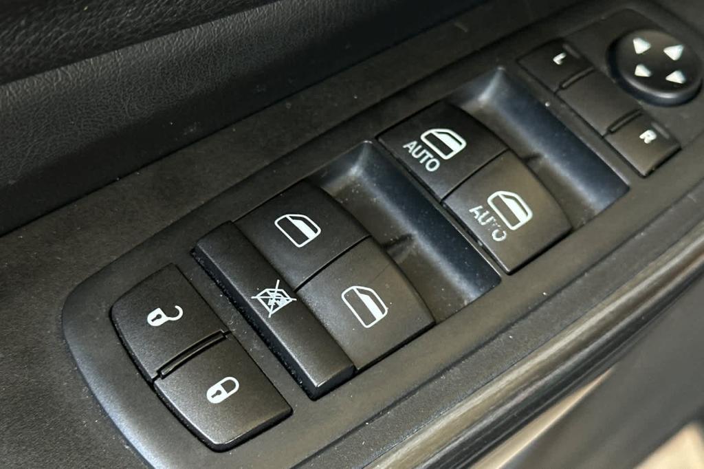 used 2015 Jeep Cherokee car, priced at $12,585
