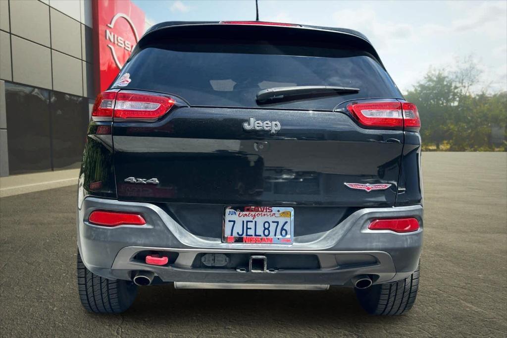 used 2015 Jeep Cherokee car, priced at $10,958