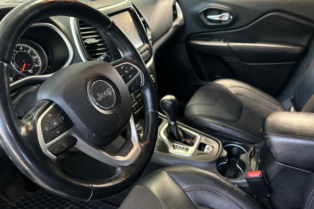 used 2015 Jeep Cherokee car, priced at $12,585