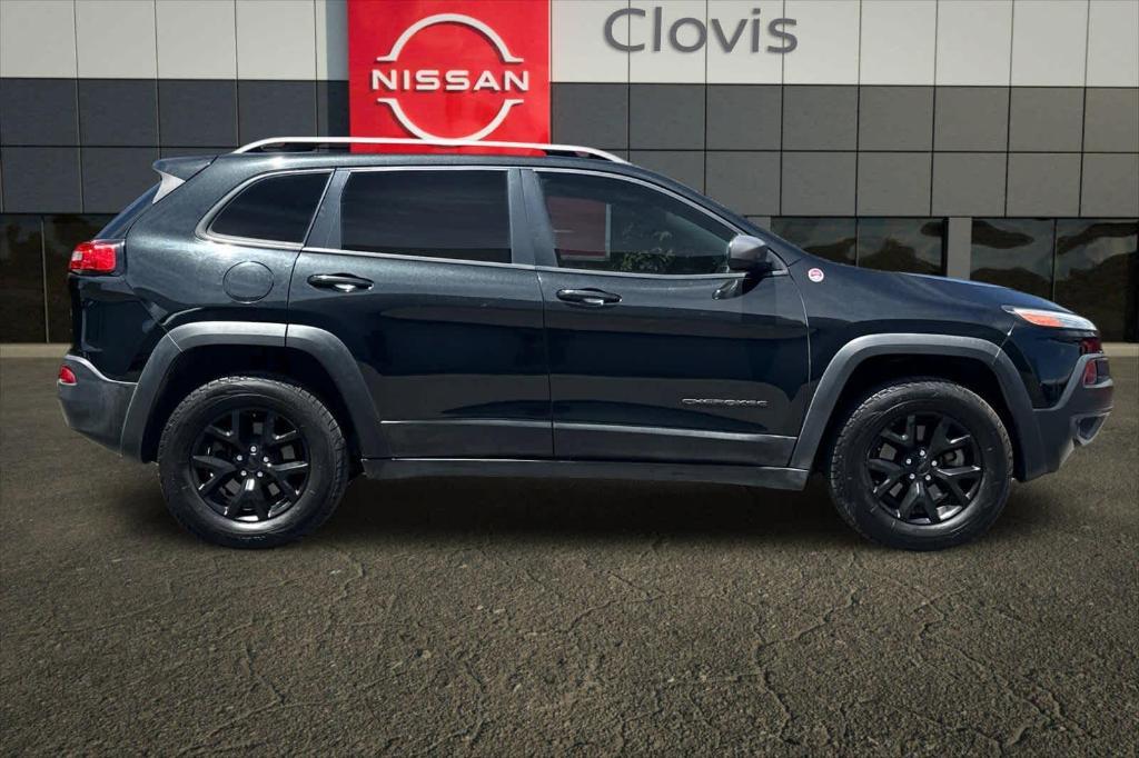 used 2015 Jeep Cherokee car, priced at $12,585