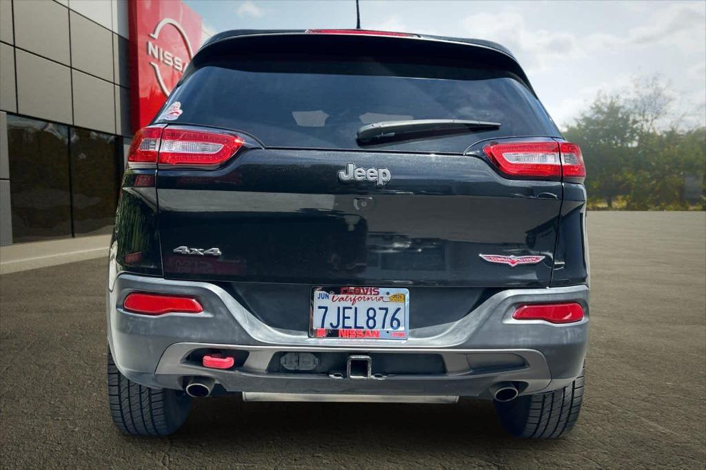 used 2015 Jeep Cherokee car, priced at $12,585
