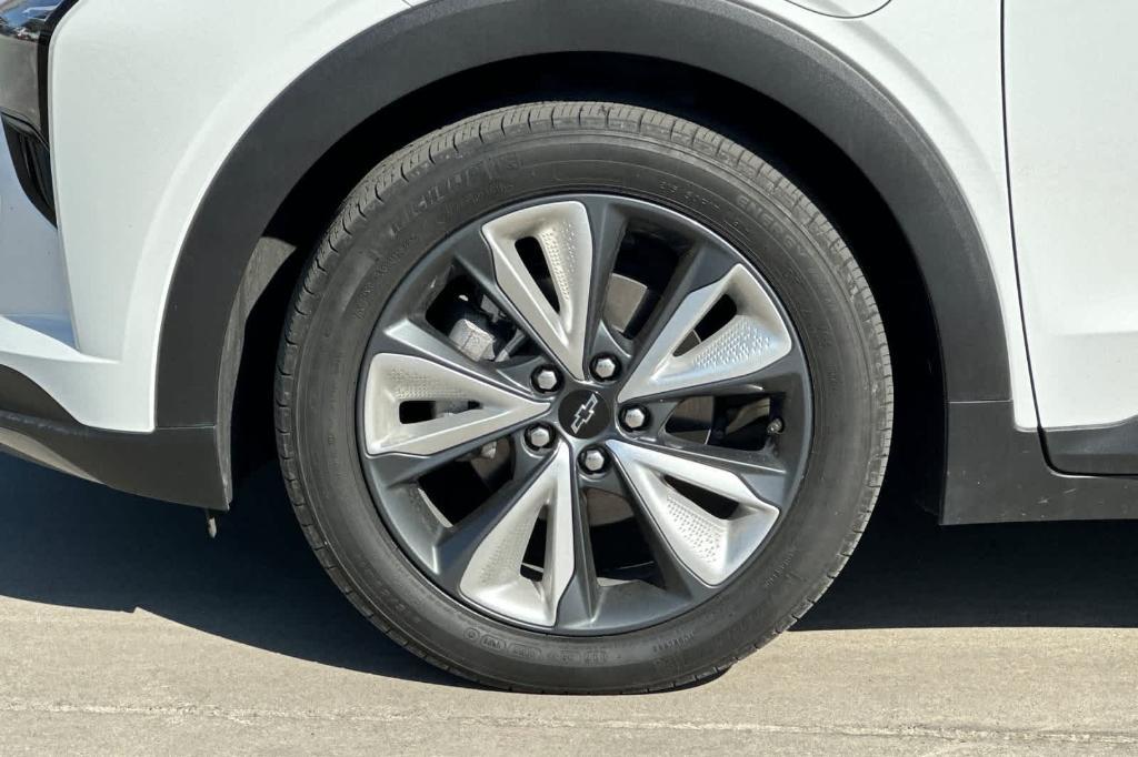 used 2022 Chevrolet Bolt EUV car, priced at $19,157