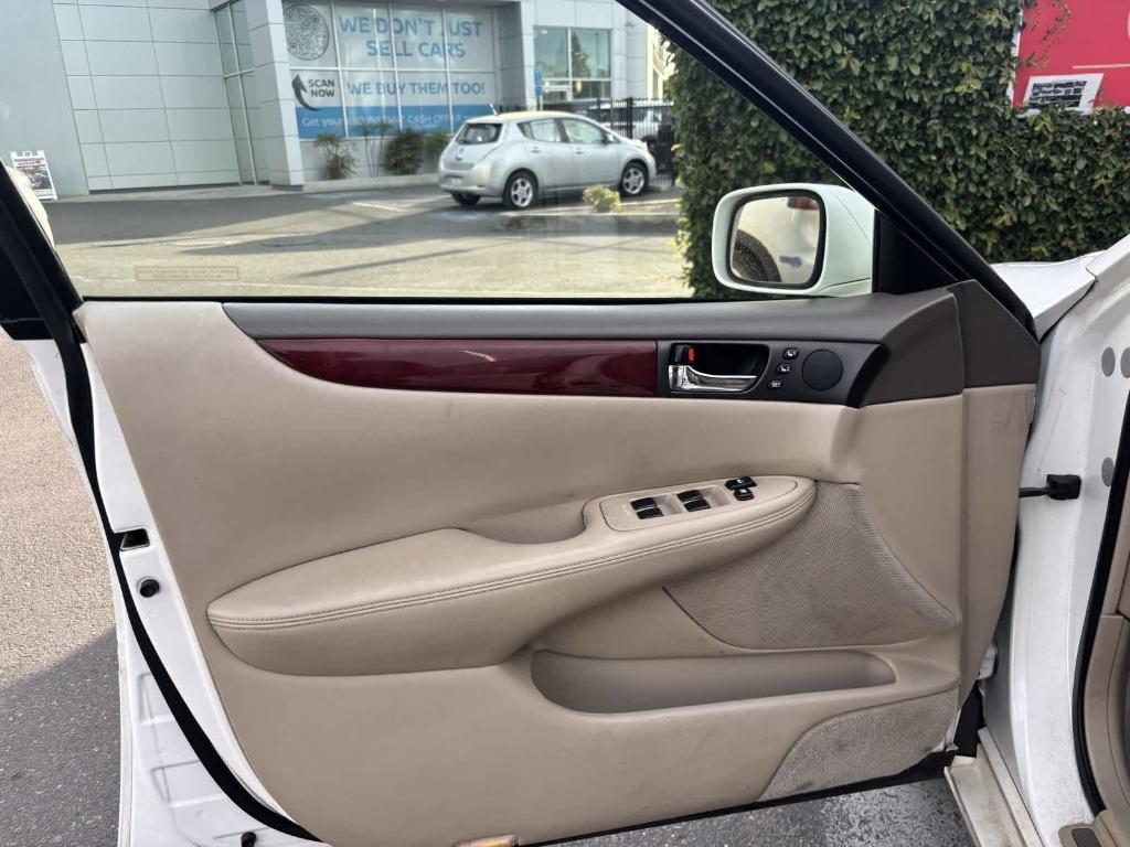 used 2003 Lexus ES 300 car, priced at $7,201