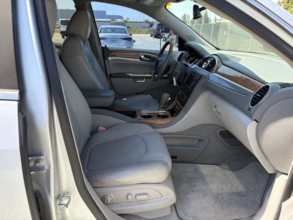 used 2009 Buick Enclave car, priced at $4,995